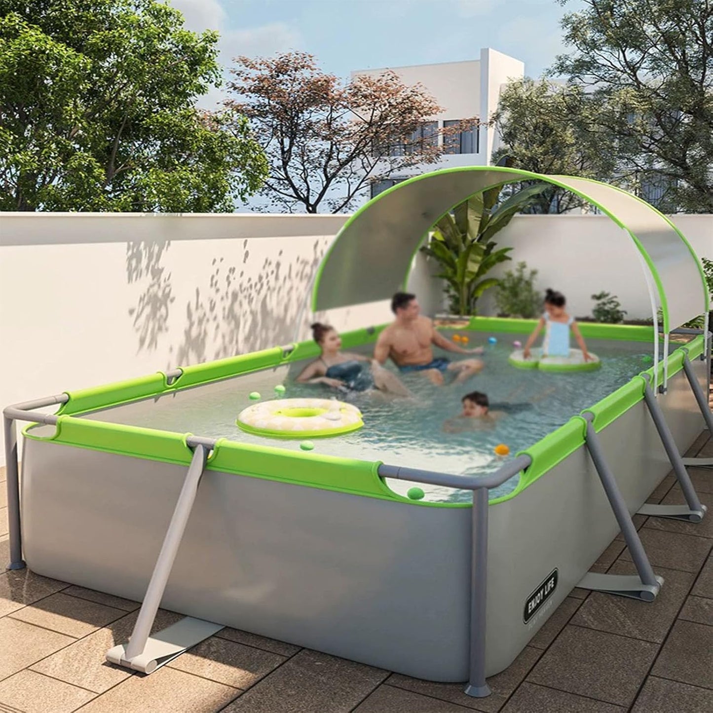 Piscina grande con toldo extraíble, diseño plegable para uso en exteriors